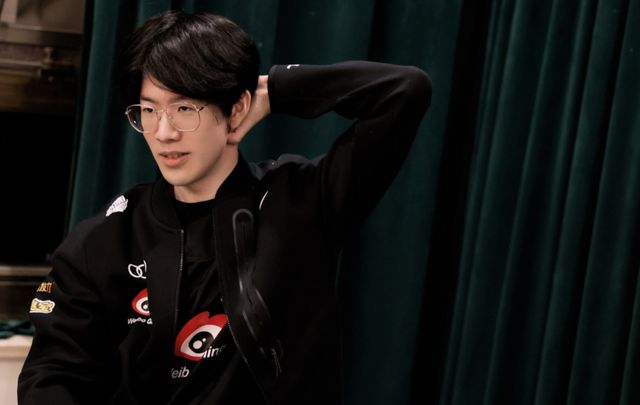 见一位当地 见一位当地