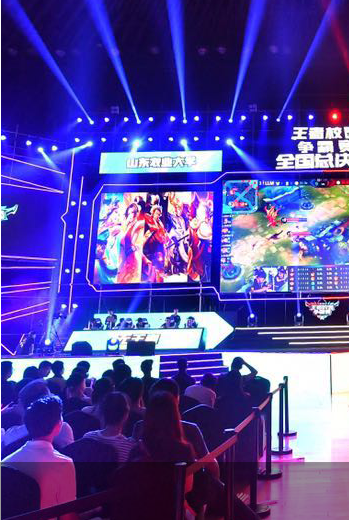 比赛激烈拼 比赛激烈拼