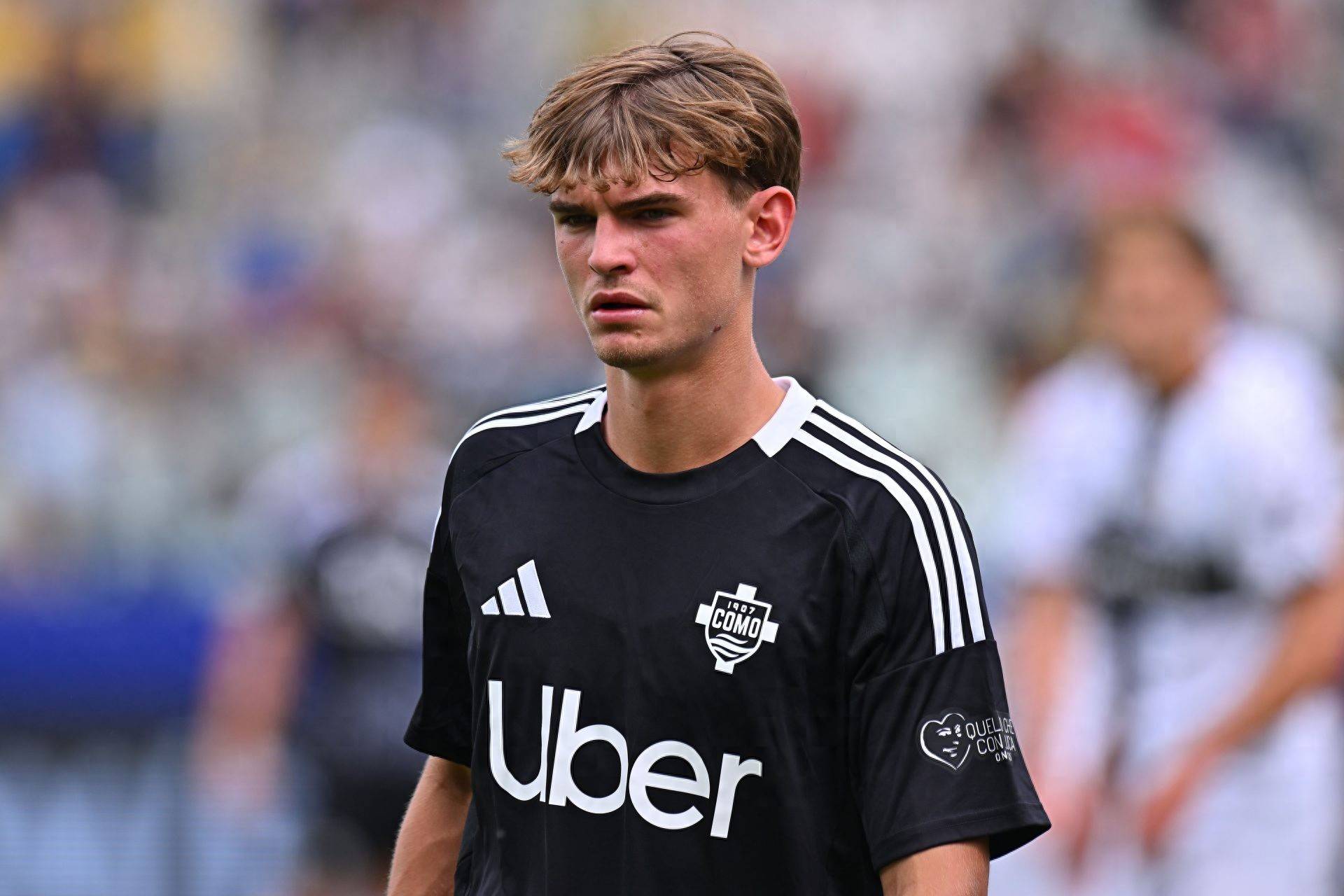 而在前中段 而在前中段